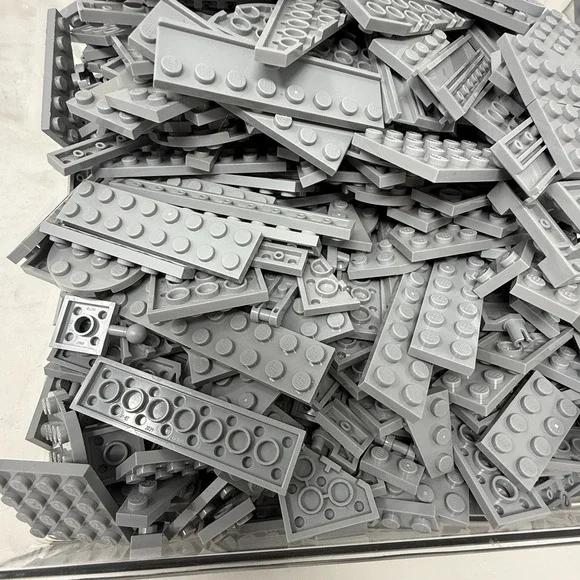 LEGO Light Bluish Gray Plates & More Bulk Lot – 2lb 2 Oz Bag Sorted by Color - Picture 2 of 5